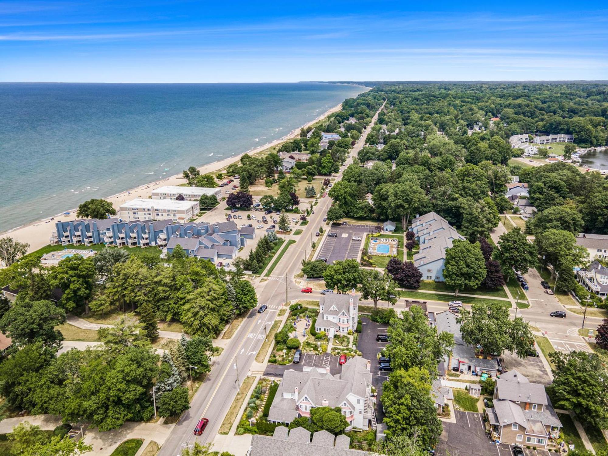 Yelton Manor Bed And Breakfast South Haven Exterior foto