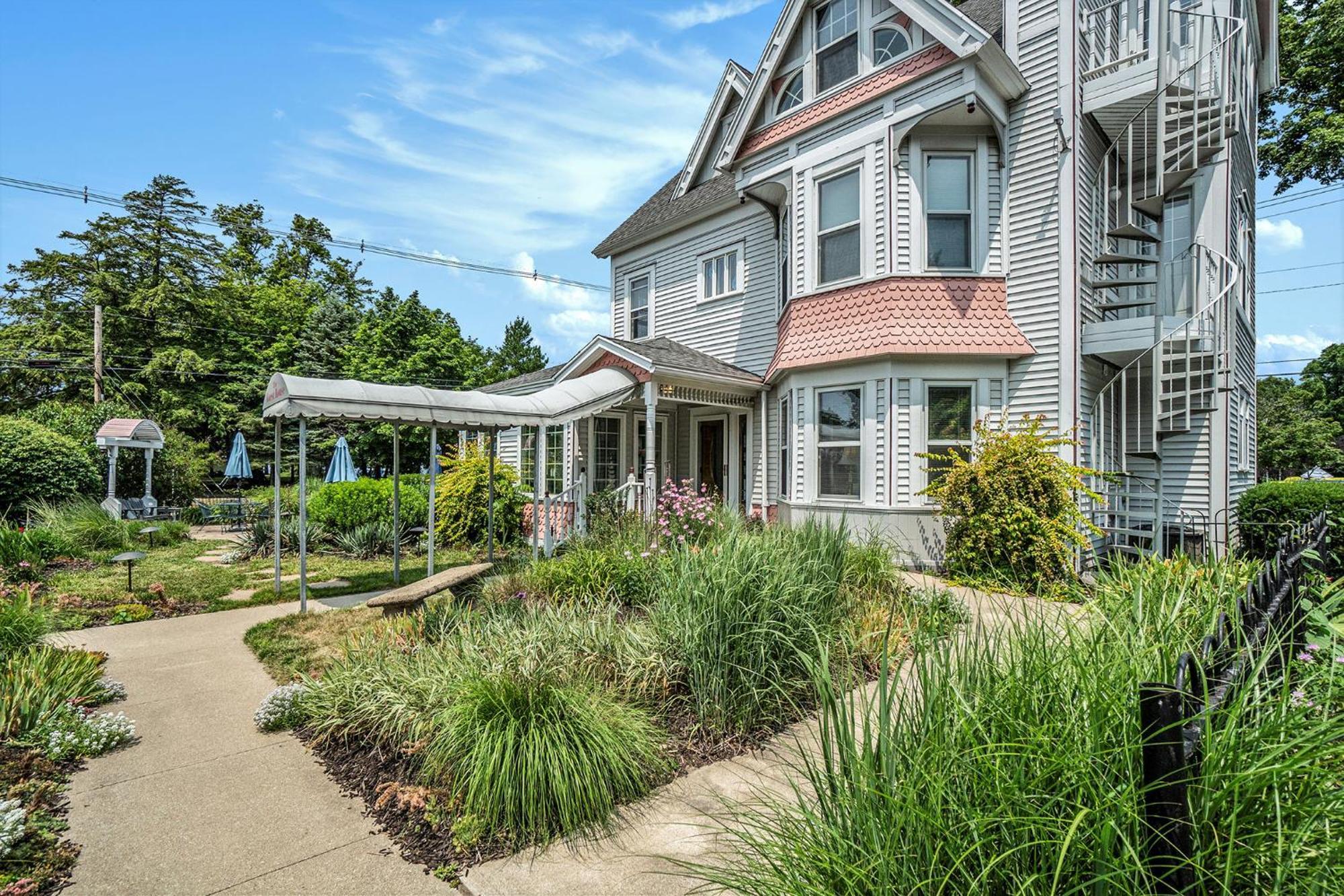 Yelton Manor Bed And Breakfast South Haven Exterior foto