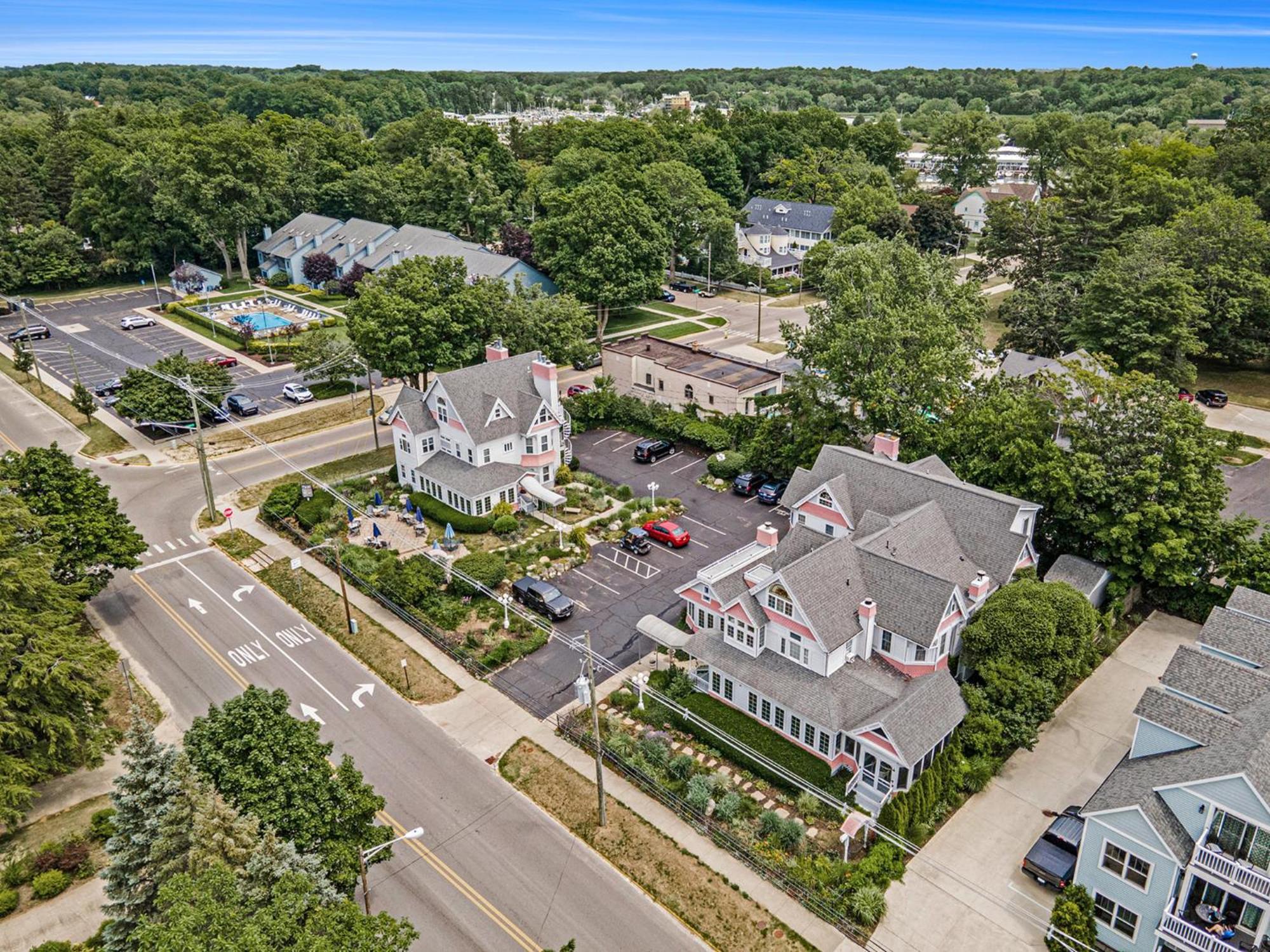Yelton Manor Bed And Breakfast South Haven Exterior foto